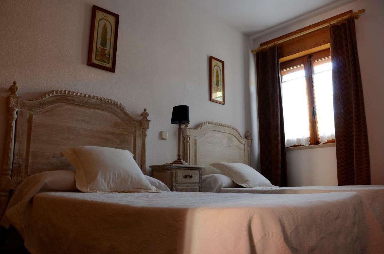 Casa Rural Alcarrena 锡古恩萨 外观 照片