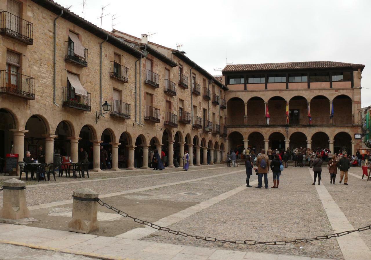 Casa Rural Alcarrena 锡古恩萨 外观 照片